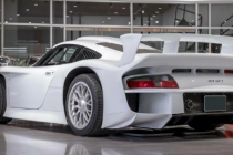 这辆保时捷911GT1是一座价值1230万美元的金矿